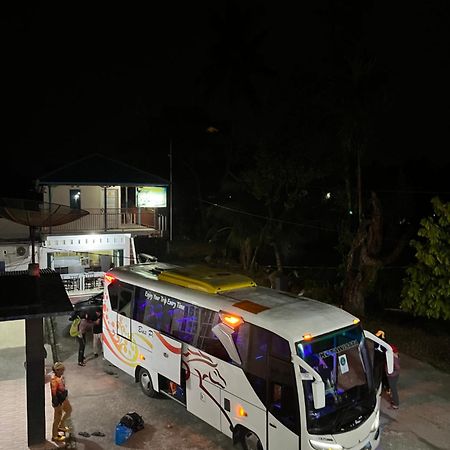 Penginapan Malompek Syariah Padang  Luaran gambar